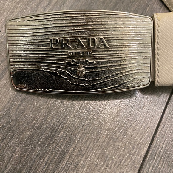 Prada Men's Off-White Saffiano Leather Belt Size 40/100 - Picture 3 of 11